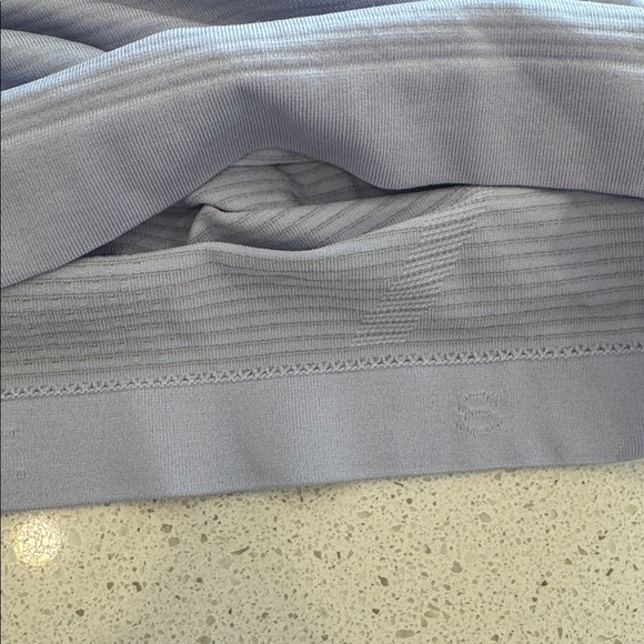 Lululemon Swiftly Tech Long Sleeve Shirt 2.0 Race Length Light Purple blue lilac - Picture 4 of 6